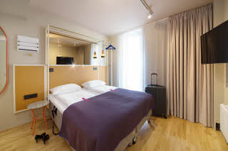 Urheberrecht: Tord-Erik Andresen
Hotellfoto.no
+47 988 26 280
tord@fotofoto.no
Room Economy Plus